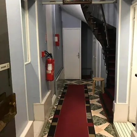 Fm Hotel *
