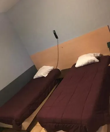 酒店 Fm