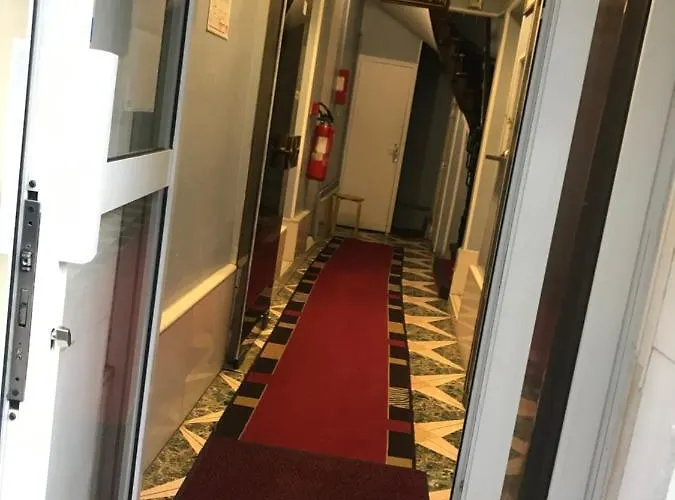Fm Ξενοδοχείο